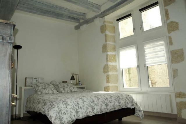 Charme Et Confort Blois Centre Apartment Exterior foto