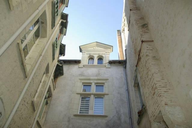 Charme Et Confort Blois Centre Apartment Exterior foto